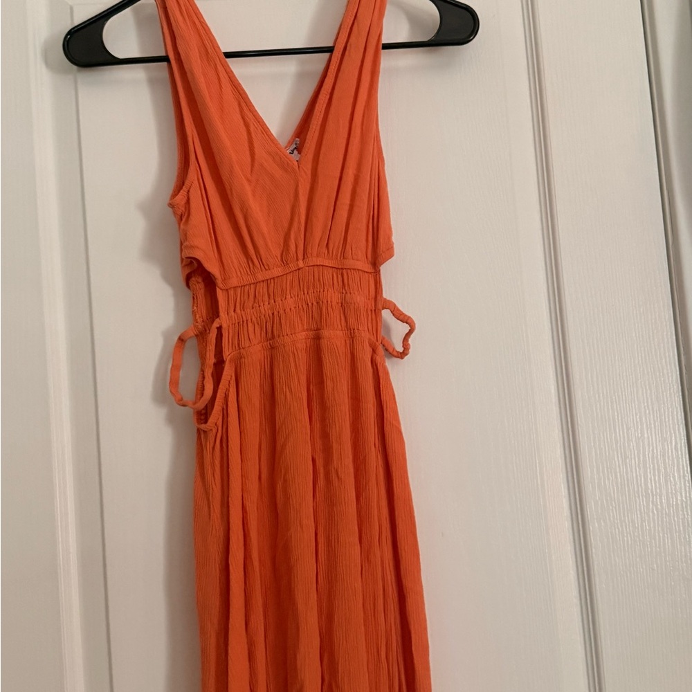 Elegant Orange Sleeveless Dress